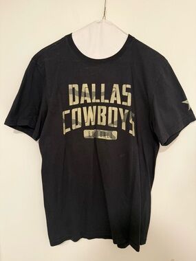 NFL Dallas Cowboys Black Crewneck Tee with Star Logo